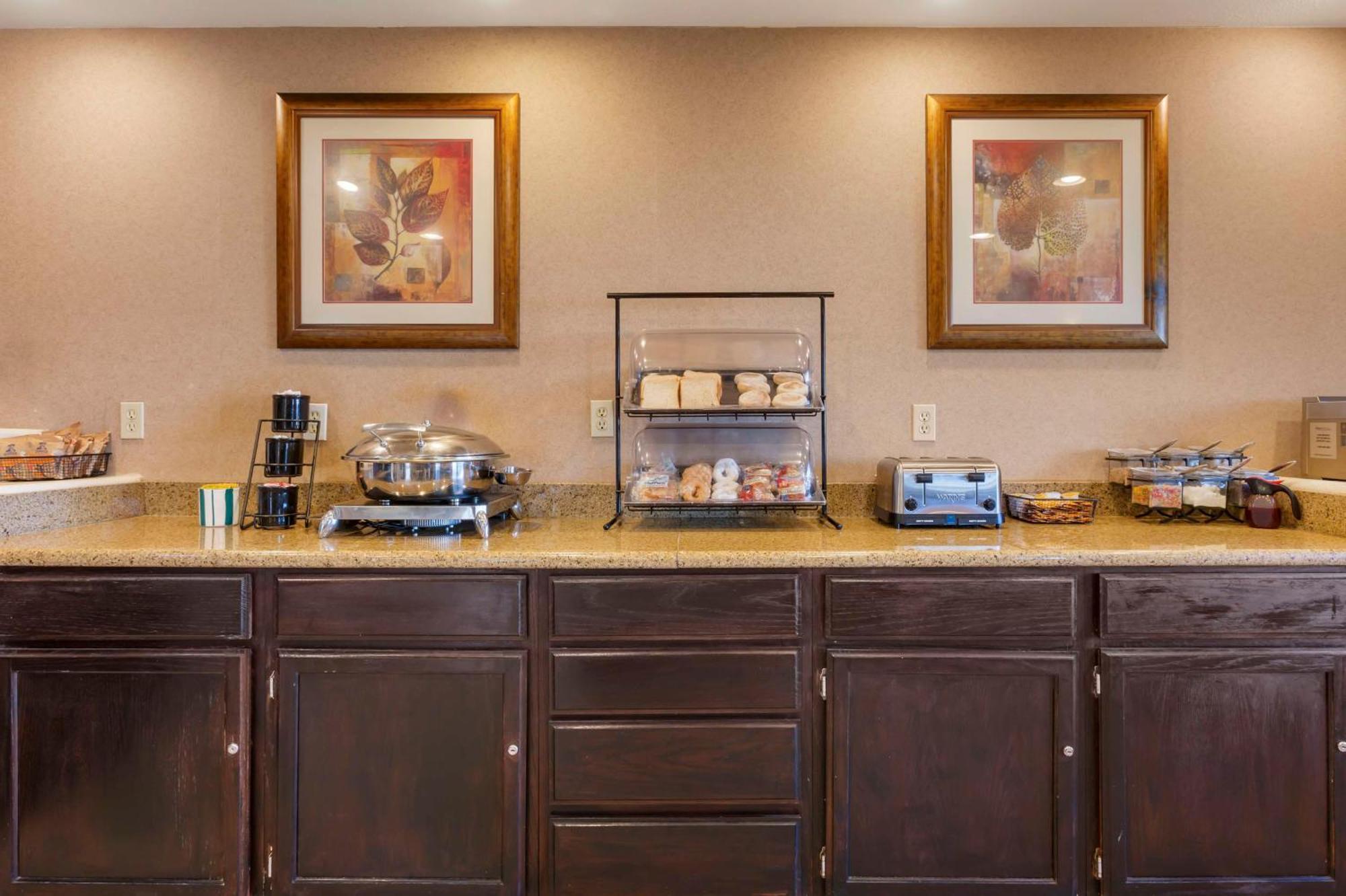 Best Western Desert Inn Safford Экстерьер фото